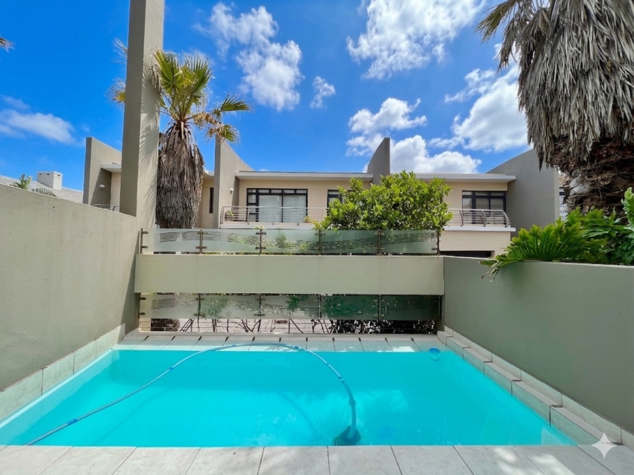 3 Bedroom Property for Sale in Sunset Beach Western Cape